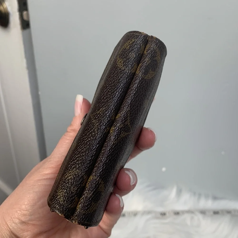 1988 authentic Louis Vuitton Elise compact wallet - Picture 4 of 17